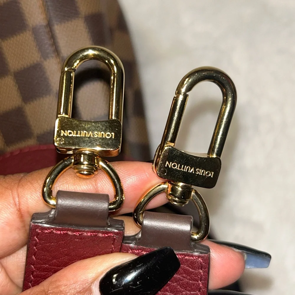 Louis Vuitton Bond Street‎ MM